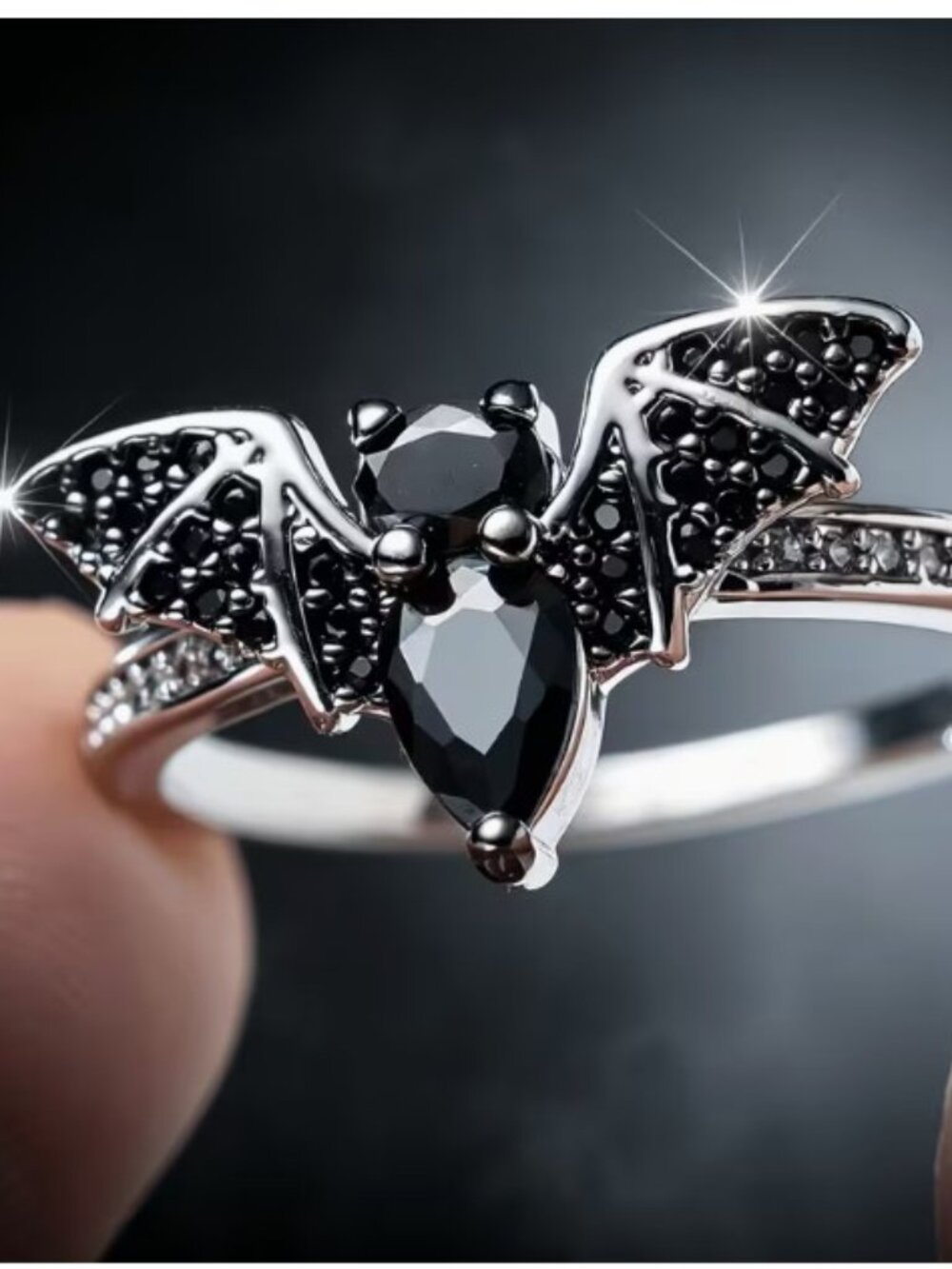 Bat Shaped Ring Inlaid Black Sparkling Synthetic Cubic Synthetic Zirconia Size 7